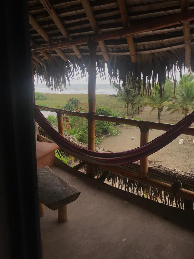 Beach Front Bungalows At The Coconut Canoa Kültér fotó